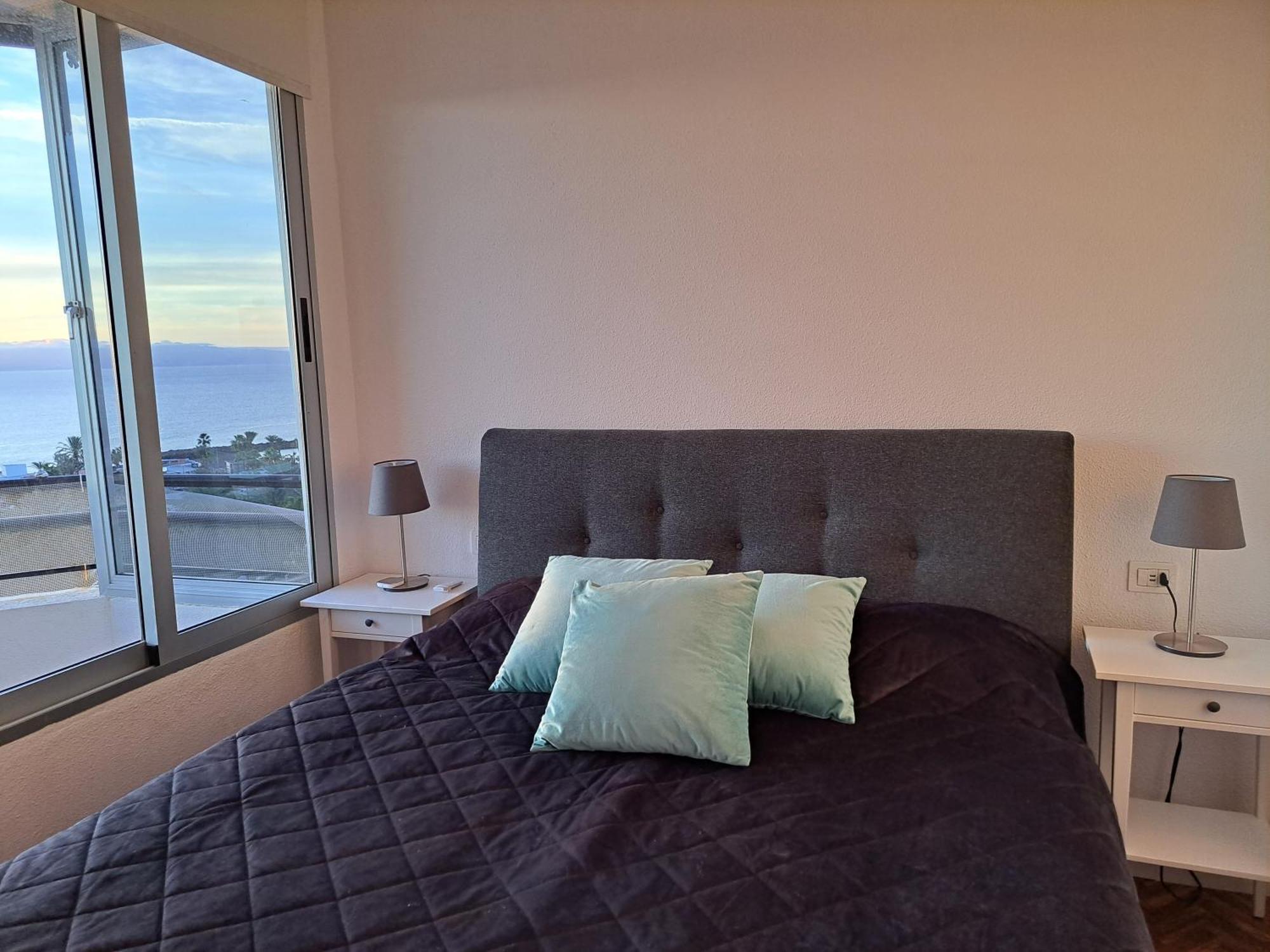 Cozy Ocean And La Gomera View Appartment Playa de las Americas  Exterior photo