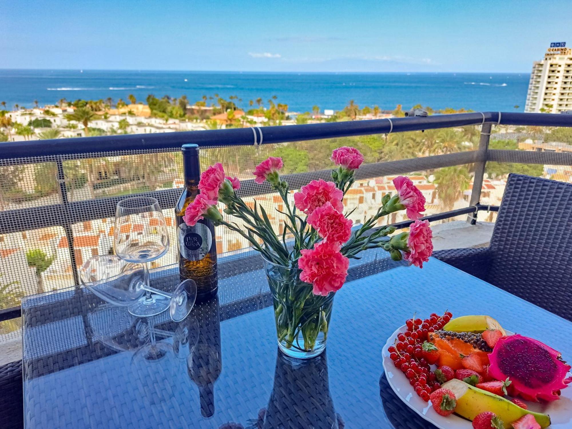 Cozy Ocean And La Gomera View Appartment Playa de las Americas  Exterior photo